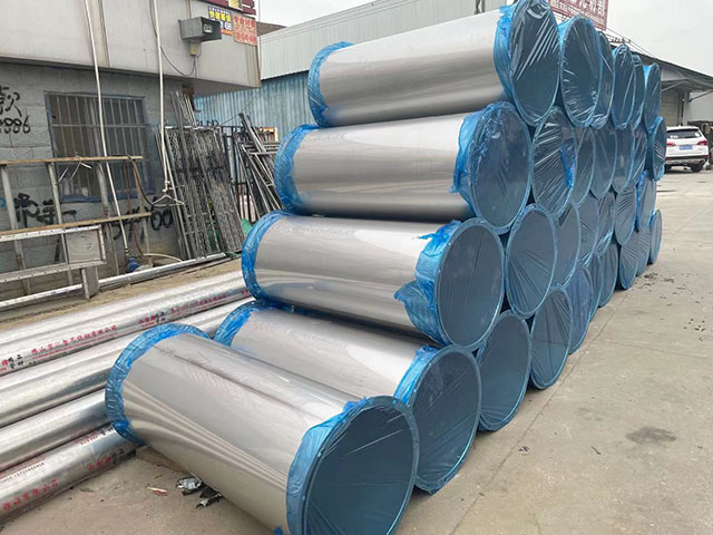 不（bú）鏽（xiù）鋼焊（hàn）接風管